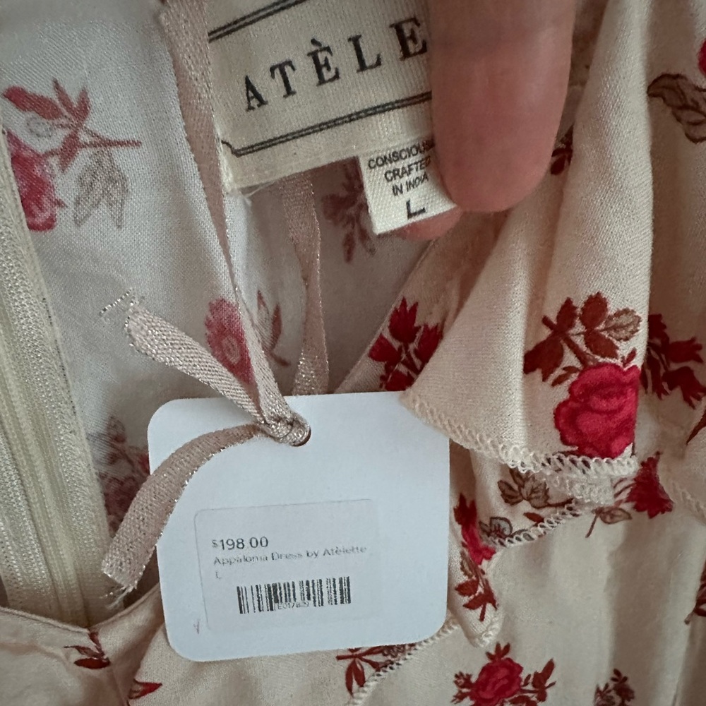 Floral Ruffle Sleeve Dress NWT - Picture 4 of 5